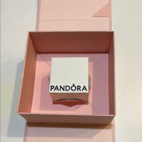 Pandora Pink Heart graduation charm. 2025. New in box- comes with box(es)/bag. - Picture 5 of 7